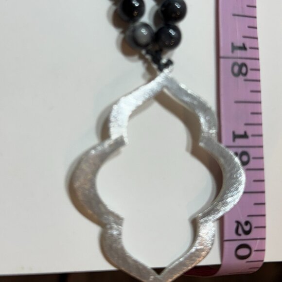 🖤 Noonday Collection Beaded Pendant Necklace – Moroccan Style – NEW with Pouch - Picture 6 of 6